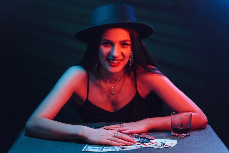 Ilustrasi perlindungan data dan privasi pengguna di platform hiburan online bantogel